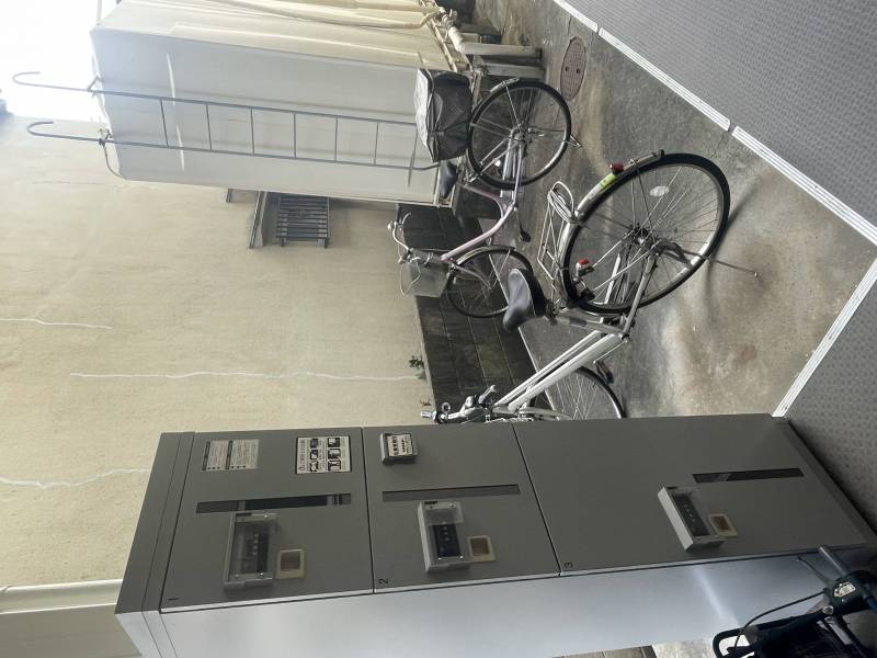 嬉しい宅配ボックス完備◎お留守も困りません！