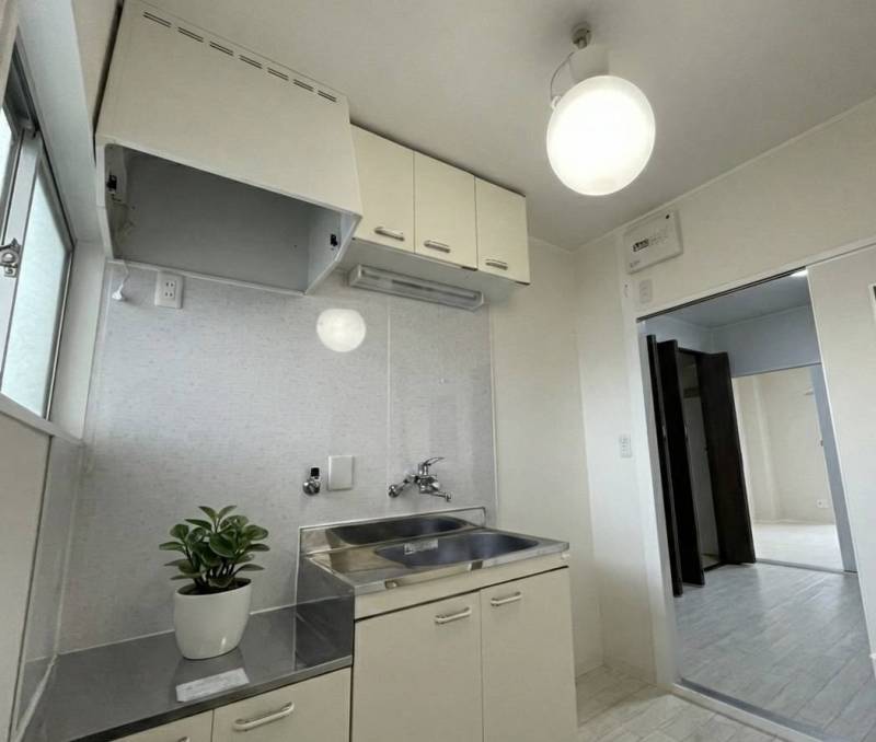 キッチンも綺麗で自炊を楽しめます♪