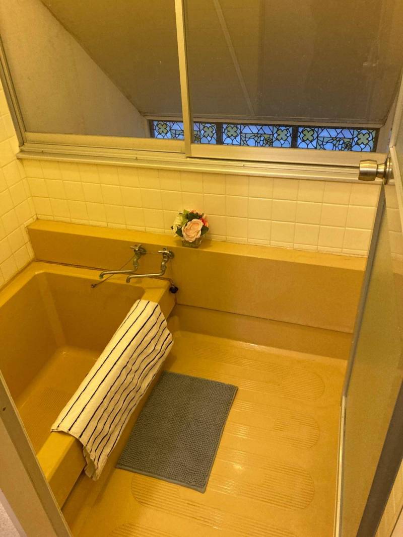 お風呂です。温泉のお湯が出ます。