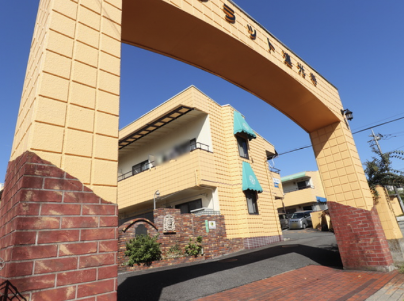 全59室・大型の鉄骨造りアパートです