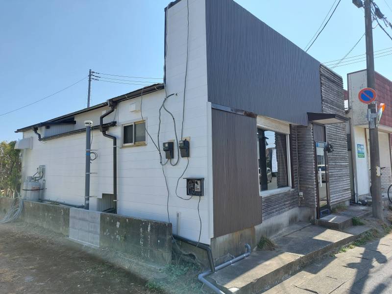 令和５年にリフォームしました。比較的綺麗な内外装です。