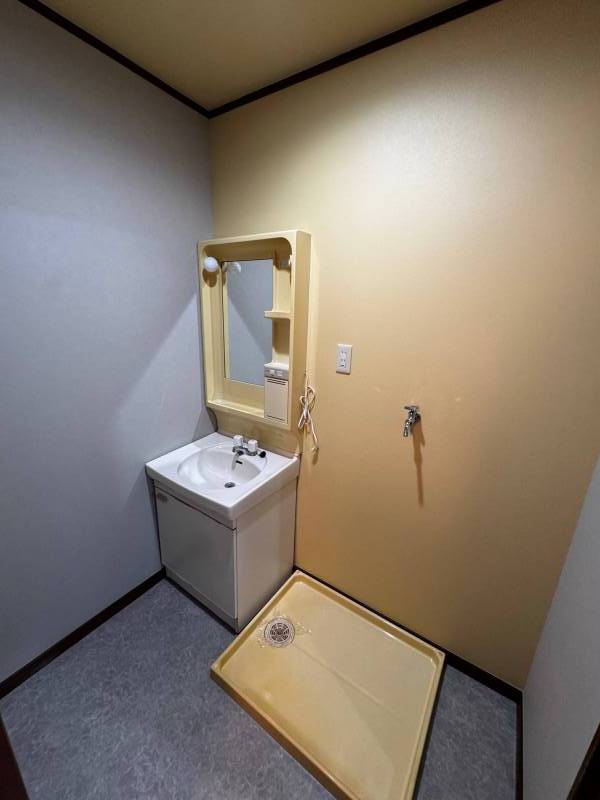 洗面脱衣所、洗濯機スペース