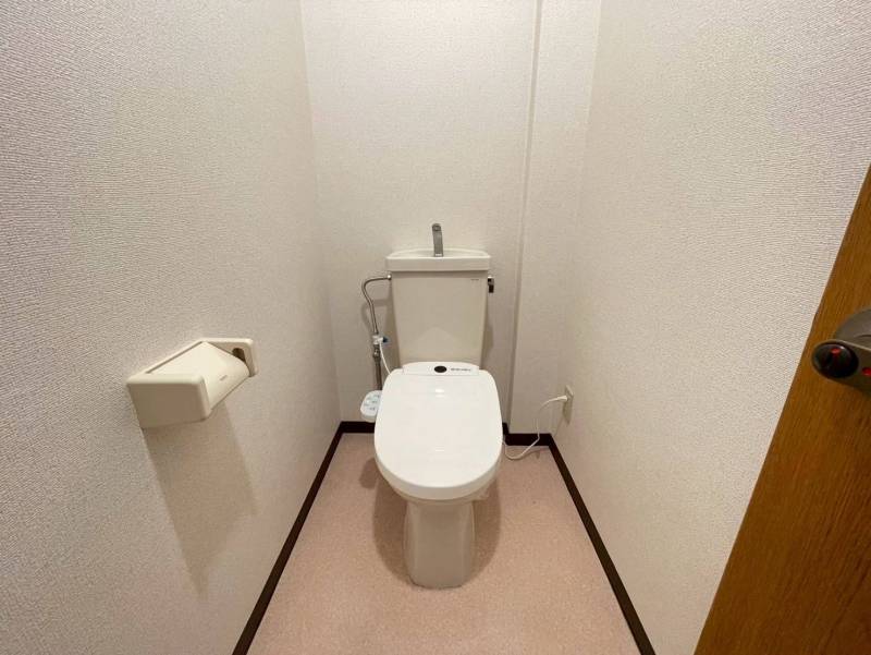 温水便座付きで冬でも快適