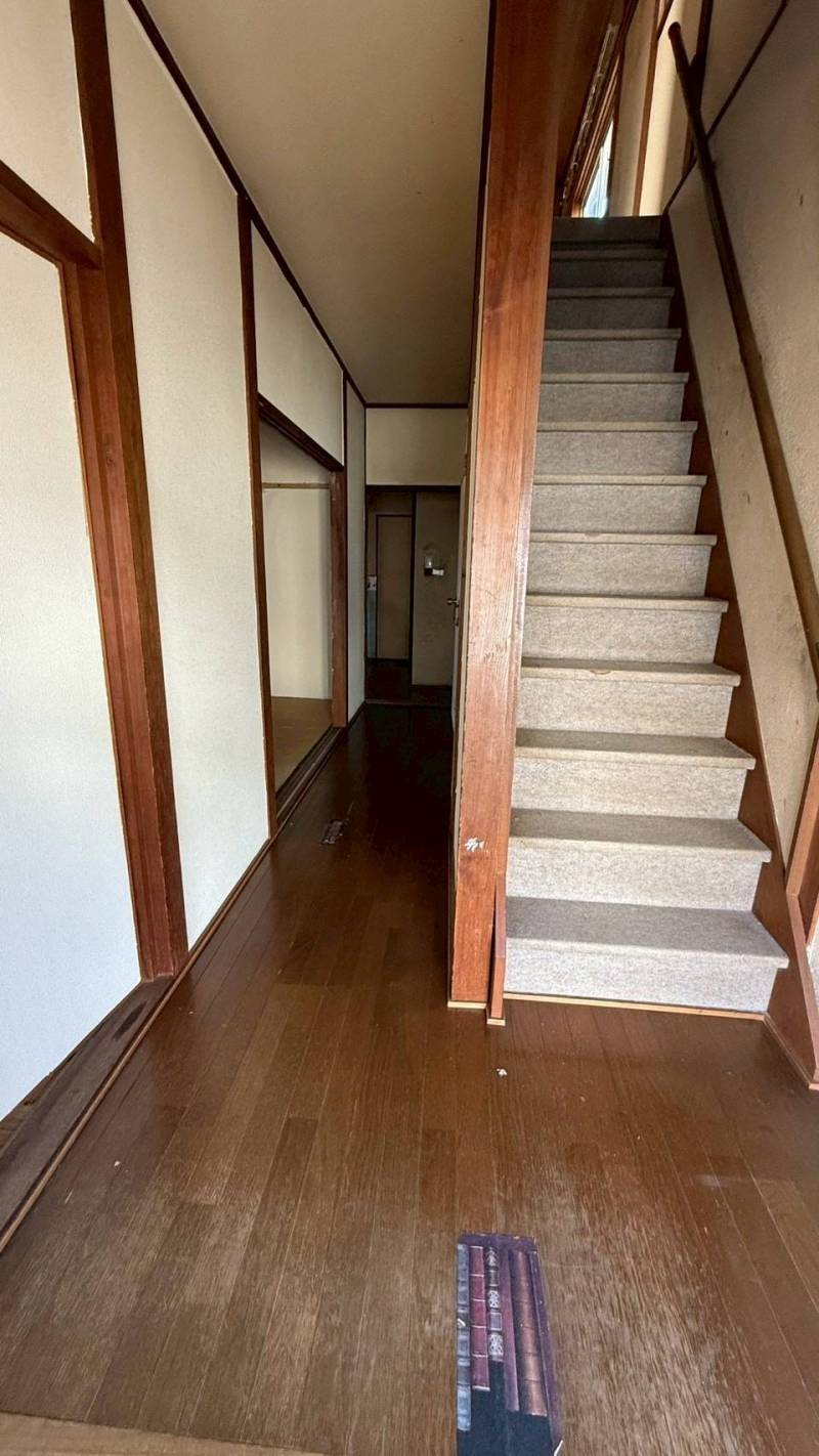 フローリングになります！
（修繕前）