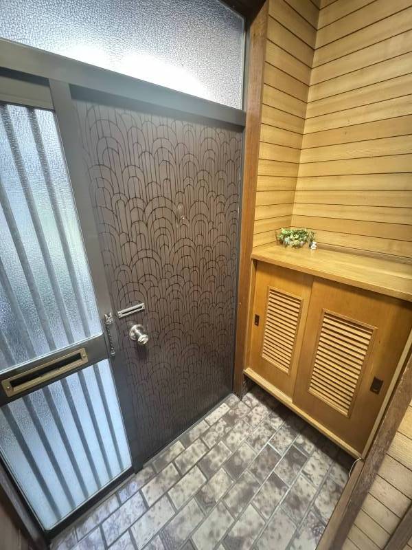 大型シューズボックス完備。散らかりがちな玄関も綺麗に。