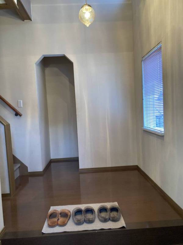 玄関　照明付き