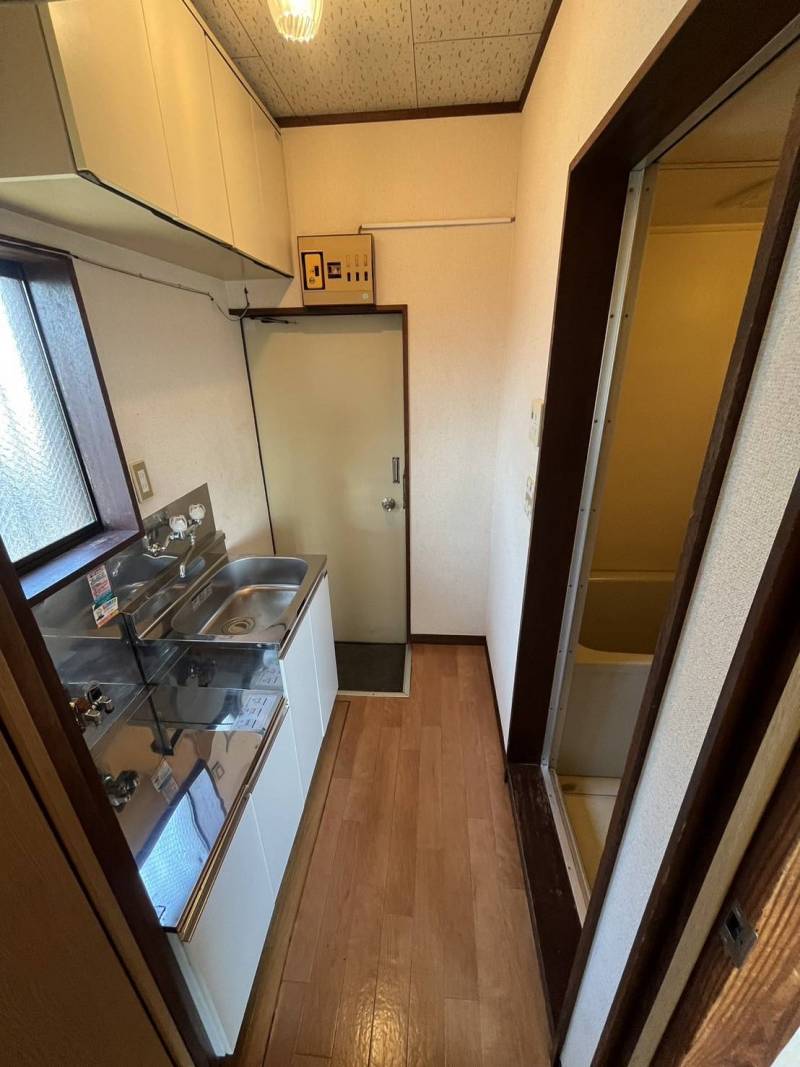 駅徒歩３分！保証会社未加入可・初期費用ゼロ！無料Wi-Fi！