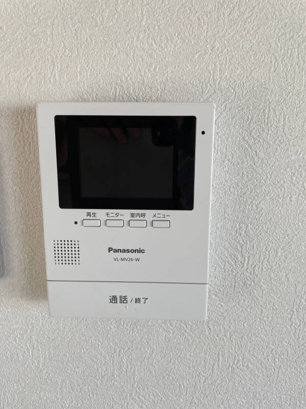 単身者にも安心♬　　　　　モニター付きインターホン