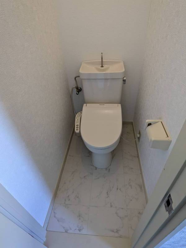 ウォッシュレット付きトイレです。