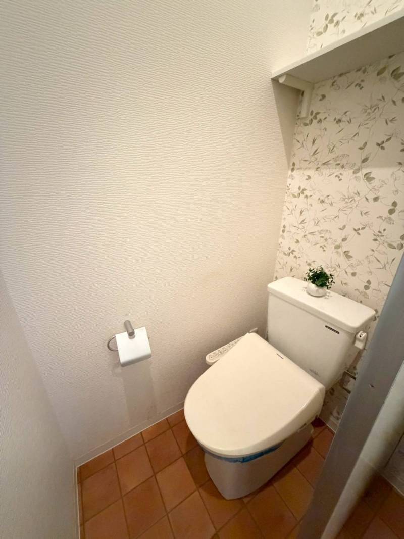 トイレはウオシュレット付きです