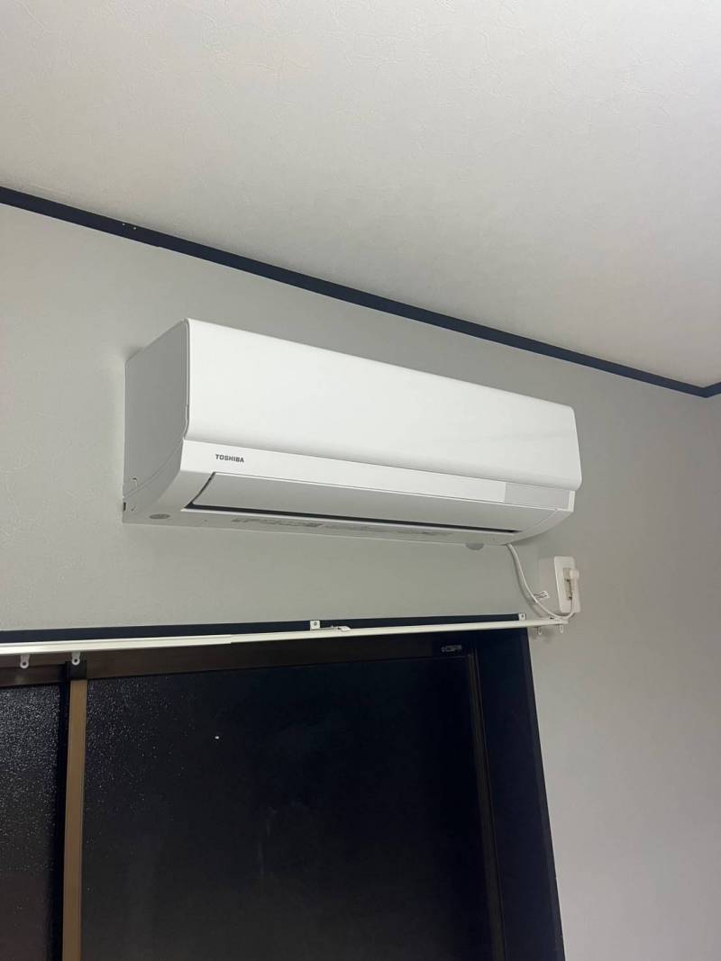 新品エアコンなので快適ですよ♫
