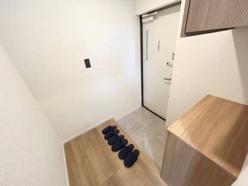 玄関　広いシューズボックスがついています