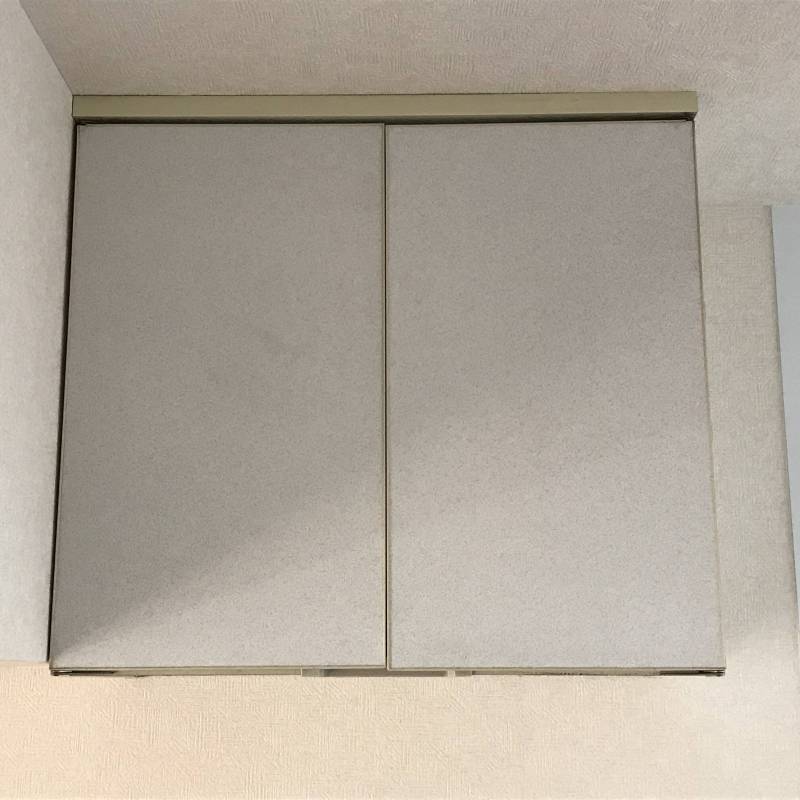 キッチン吊戸棚