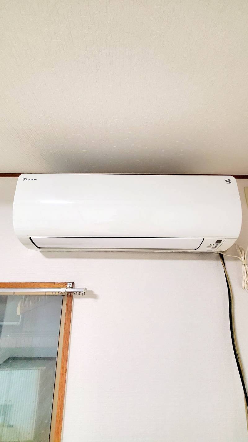 清掃済みのエアコン