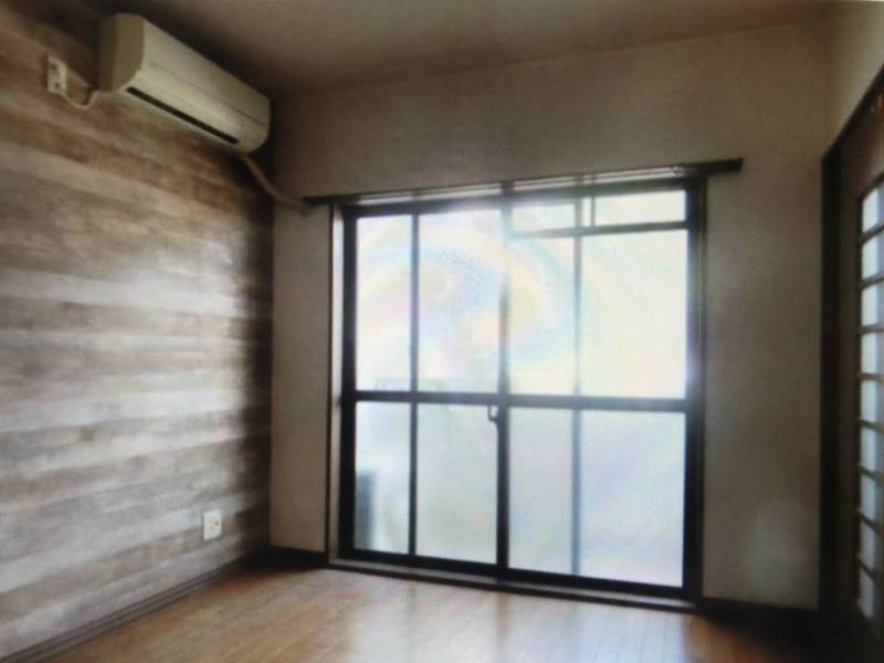 部屋日当たり良し