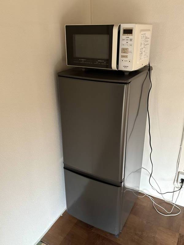 備え付けの冷蔵庫と電事レンジ