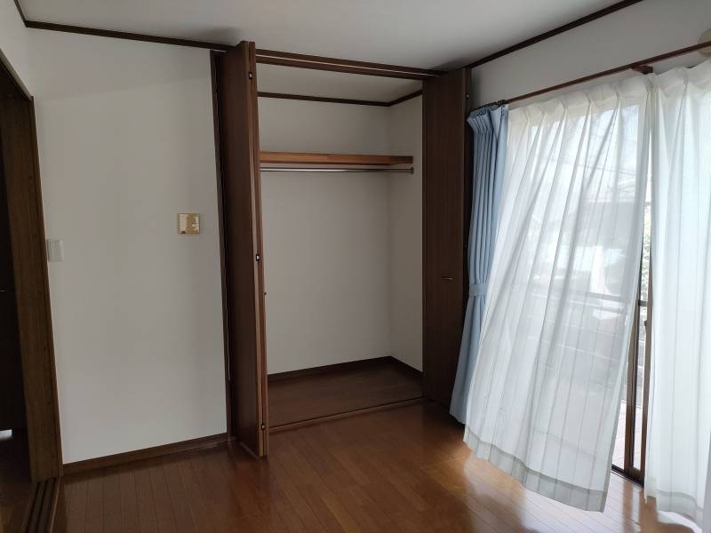 LDKの隣部屋クローゼット