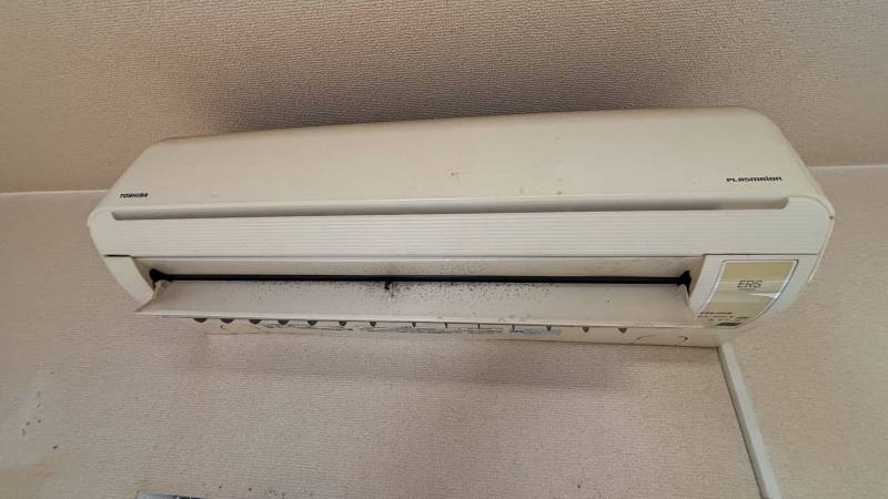 冷暖房エアコン