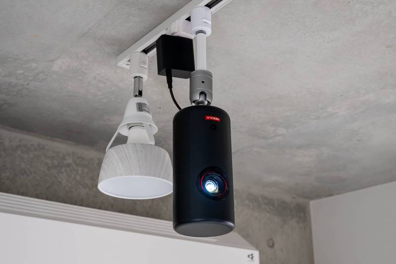 広いLDKをLED照明が明るく空間を演出します！