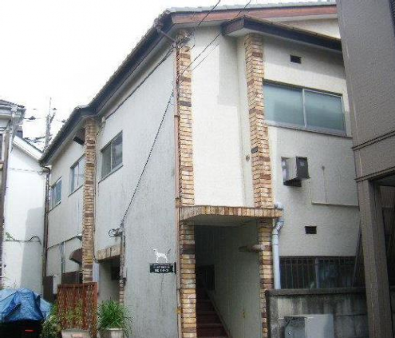 周辺は静かです。