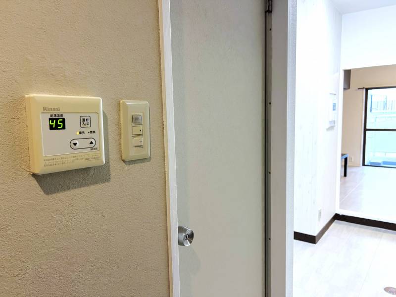 給湯リモコンです。
