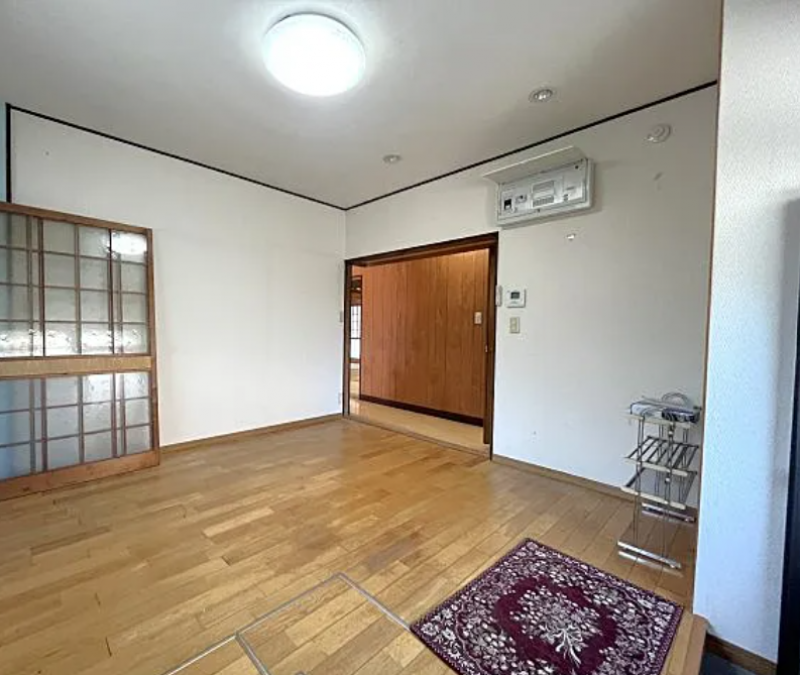 ダイニングキッチンの部屋