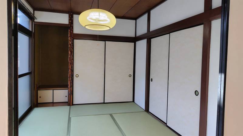 1階の6帖の和紙畳。ダニ等がつかないので安心。