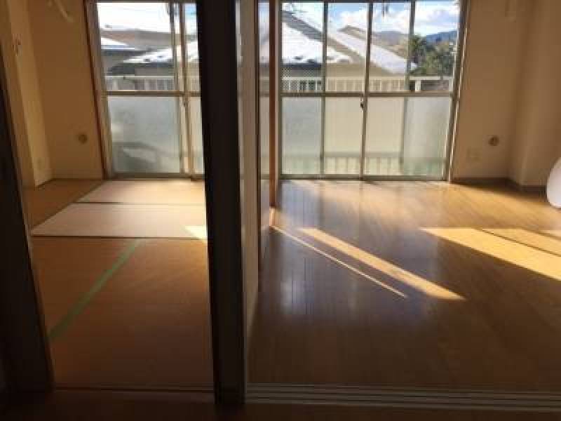 LDK側からの和室と洋室
陽当りが良いです