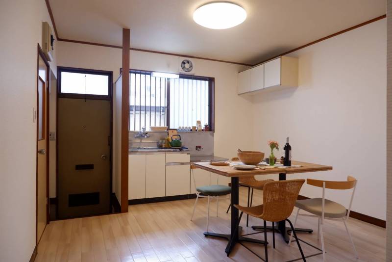 光の入る明るいキッチンです♪