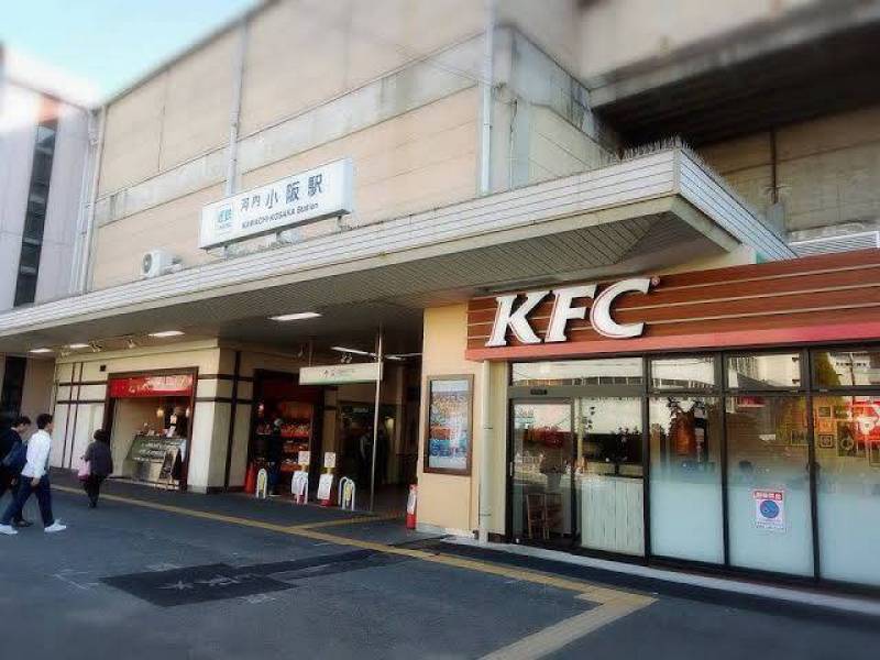 河内小阪北口がすぐ見える位置です。