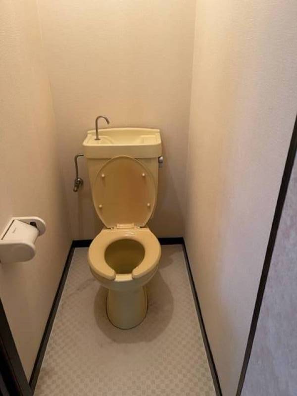 洋式トイレ独立です。