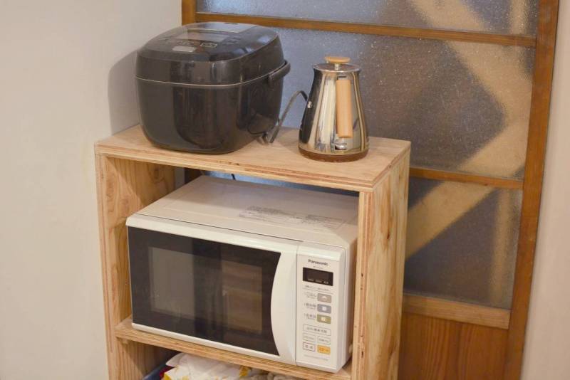 炊飯器、ケトル、電子レンジ