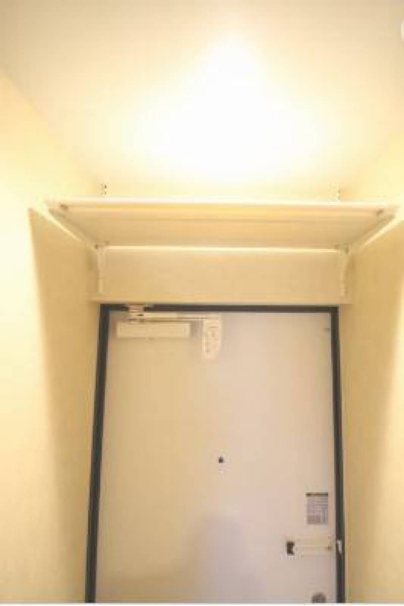 玄関上部シューズ置き場