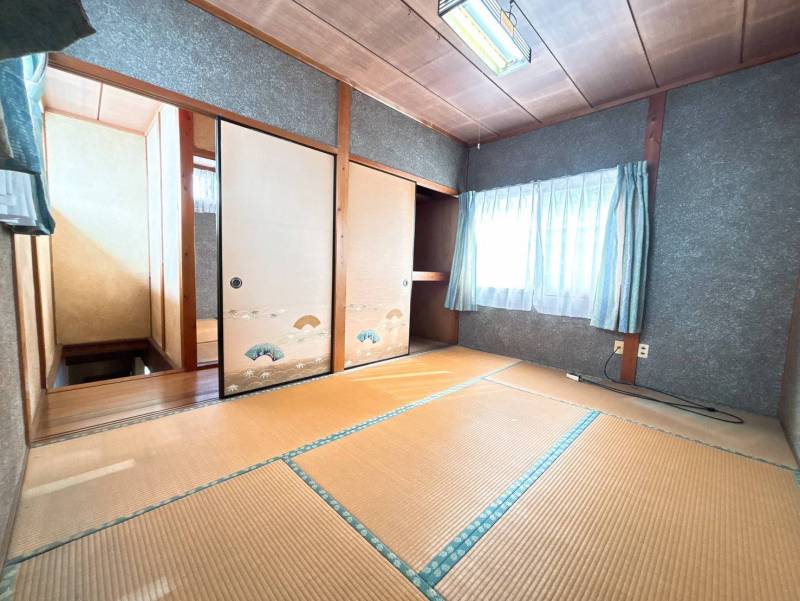 2階｜和室（6帖）