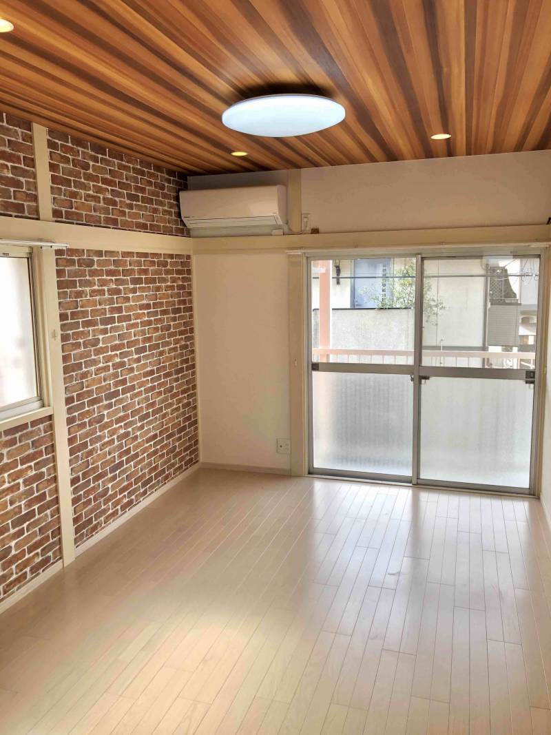 ２階なので、防音仕様のフローリングを使用しています。