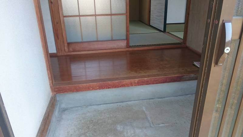 玄関は十分な広さです。