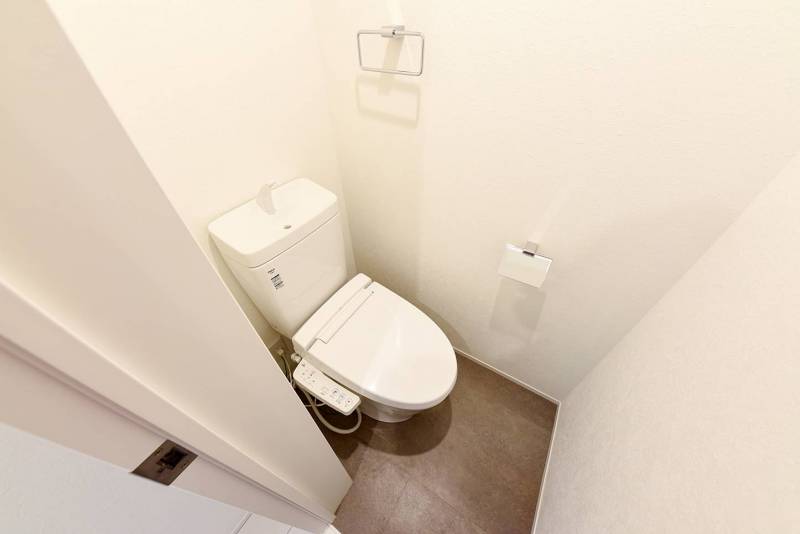 温水洗浄便座付です。