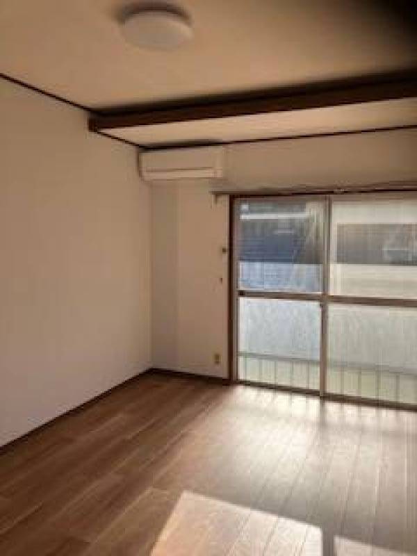 2階東側のベランダのお部屋