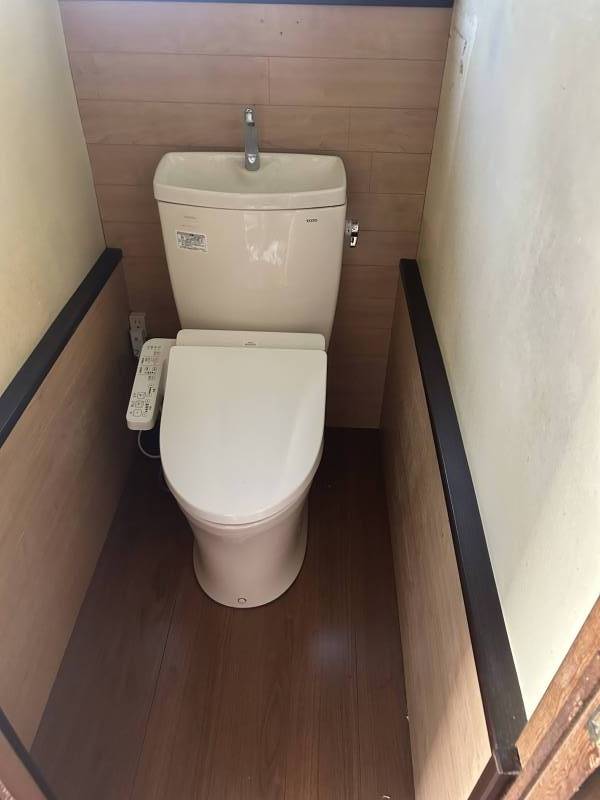 ウォッシュレット付き