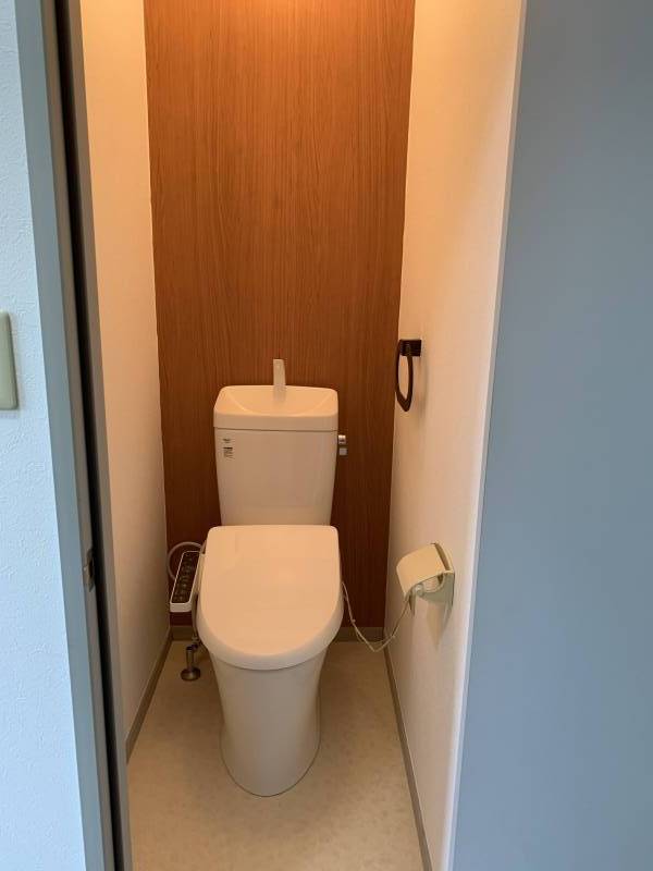 トイレ新調しました！ウォシュレットです！