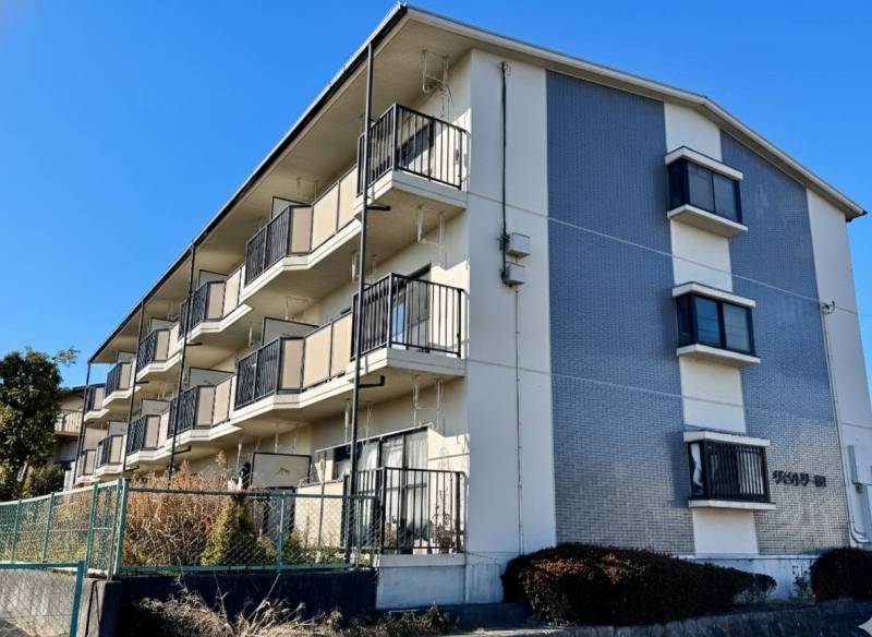 ベランダは南向きになります