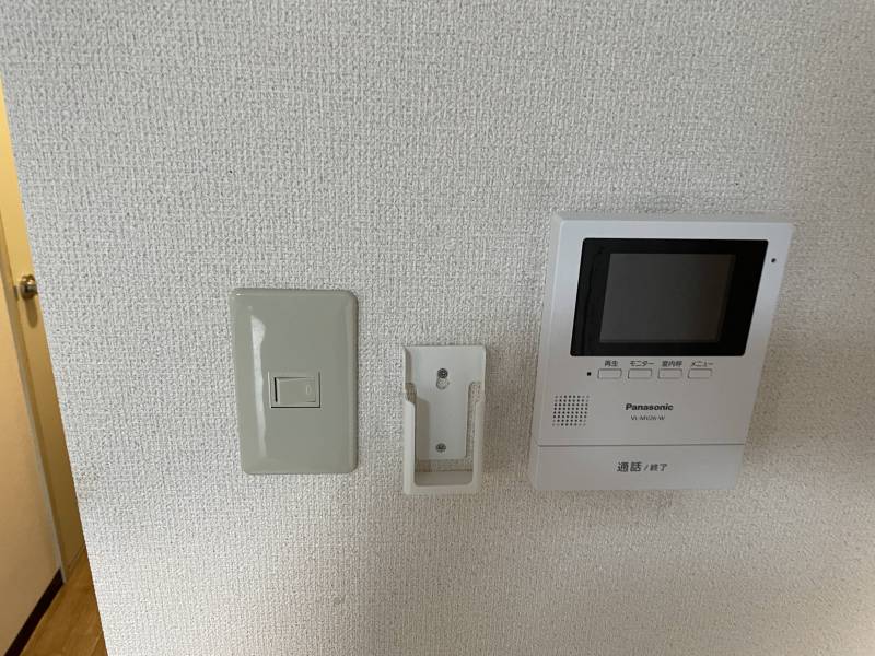 TV付きモニターホンでセキュリティばっちり
