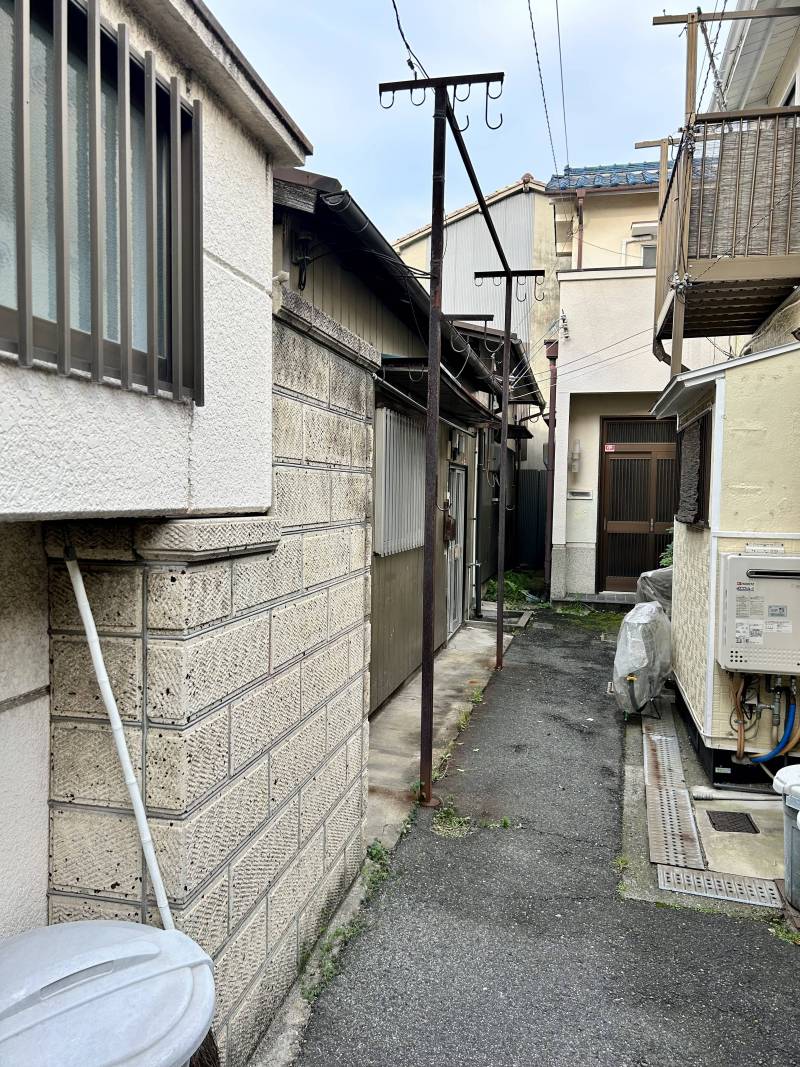 堺東駅に徒歩圏内の閑静な住宅街。生活至便。