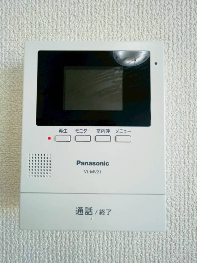 TVモニター付きインターホン完備！来客の顔が見えて安心です
