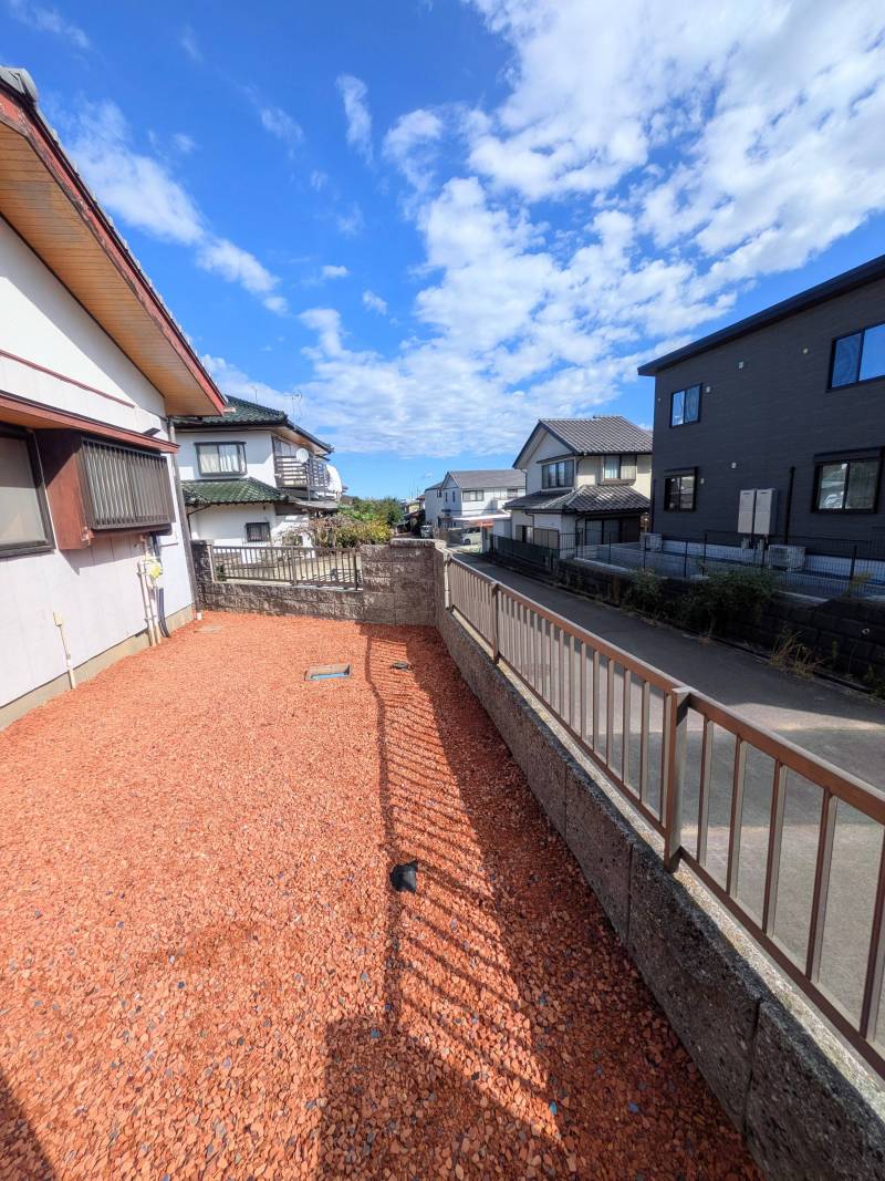 庭スペース付きの平屋で、ペットものびのび過ごせます！