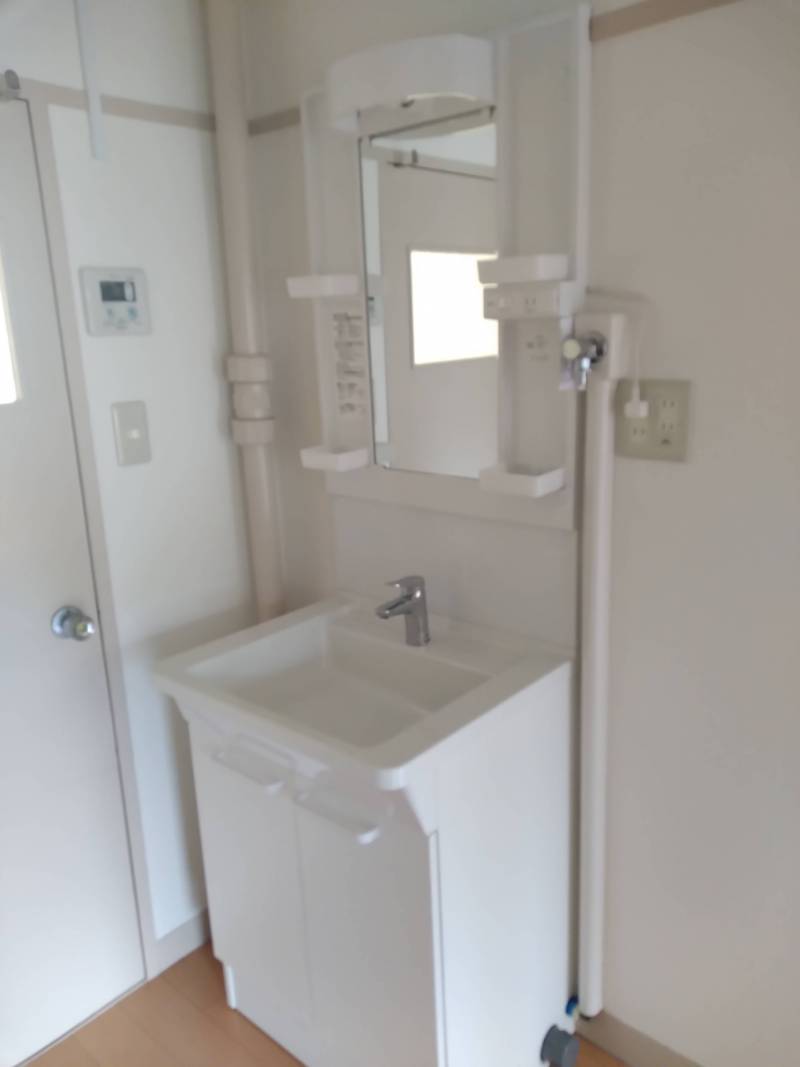 洗面台も新品です。