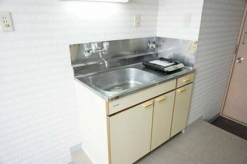 キッチンにはIH付き！