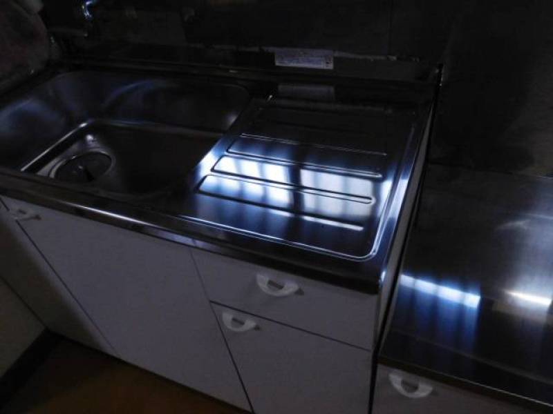 シンク、調理台を新く交換しました。