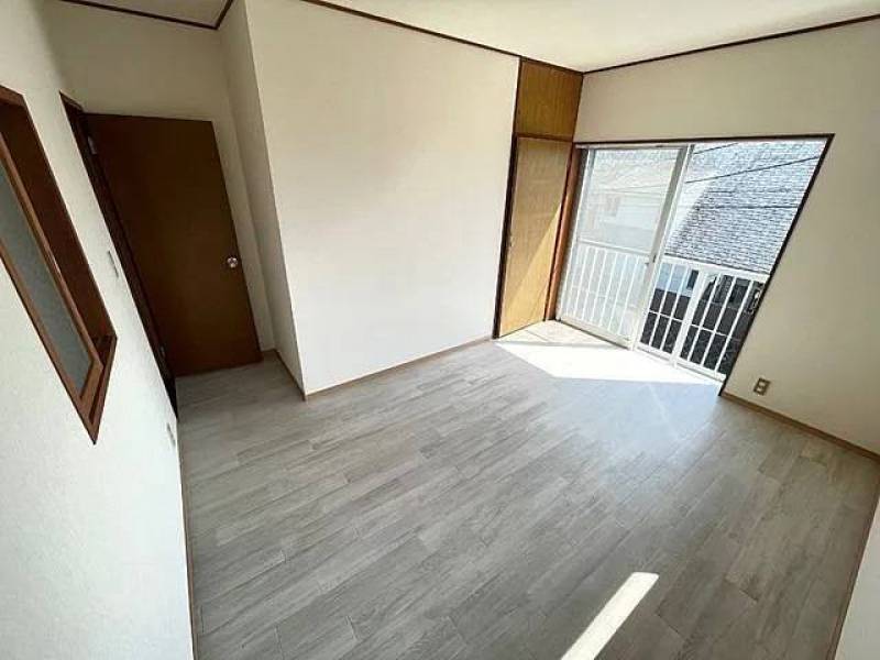 富士山を臨む2階 南西洋間！
