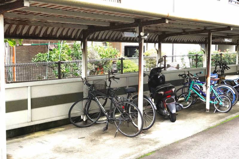 駐輪場も広めです